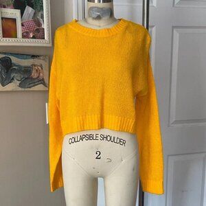 H&M DIVIDED Yellow Light weight CROP Cropped Slouchy Sweater *SMALL* B54
